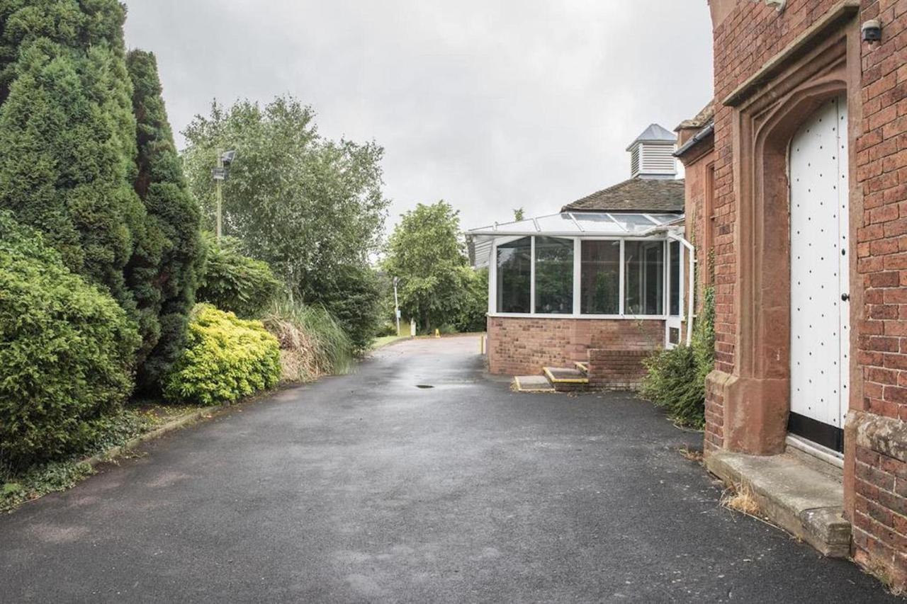 Himley Country Hotel Dudley Exterior photo